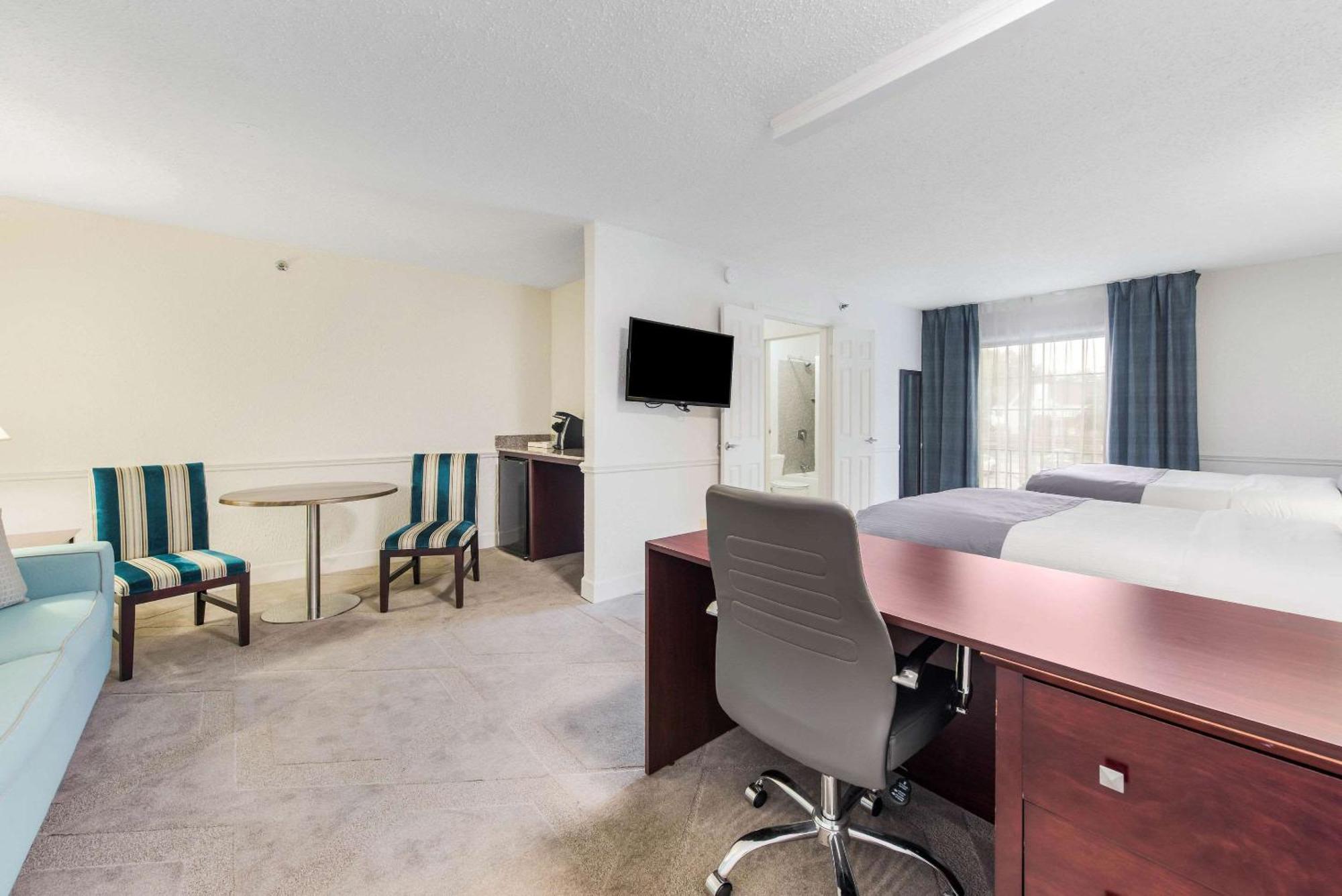 The Blu Hotel Blue Ash Cincinnati, Ascend Hotel Collection Buitenkant foto